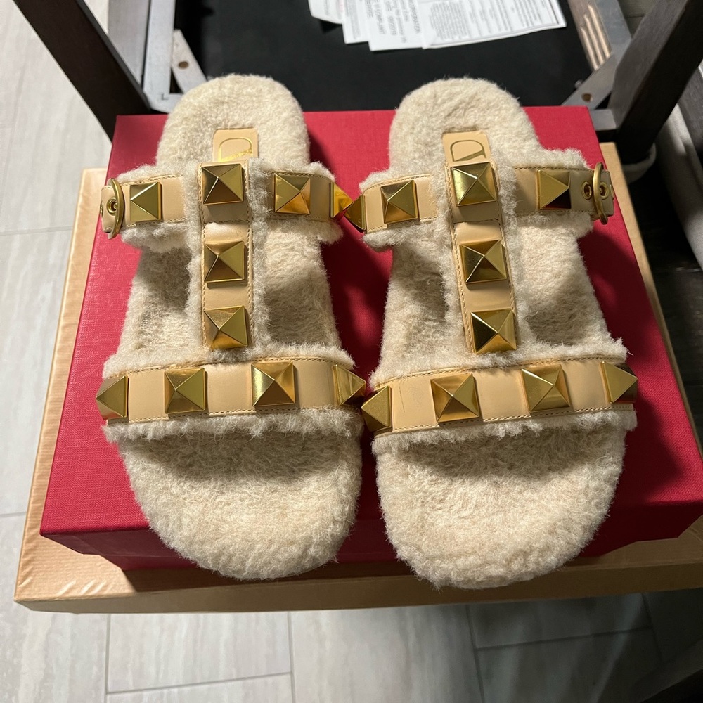 Valentino Rockstud Teddy Slippers